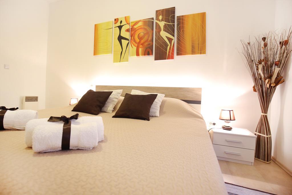 Allegro Exclusive Suites Zara Esterno foto