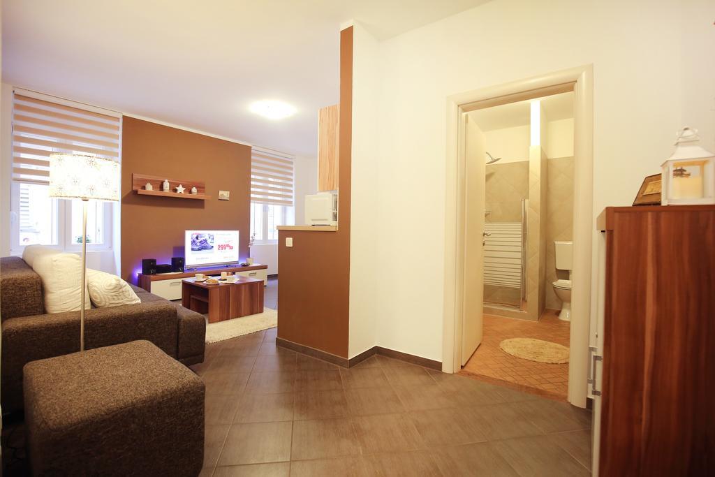 Allegro Exclusive Suites Zara Esterno foto