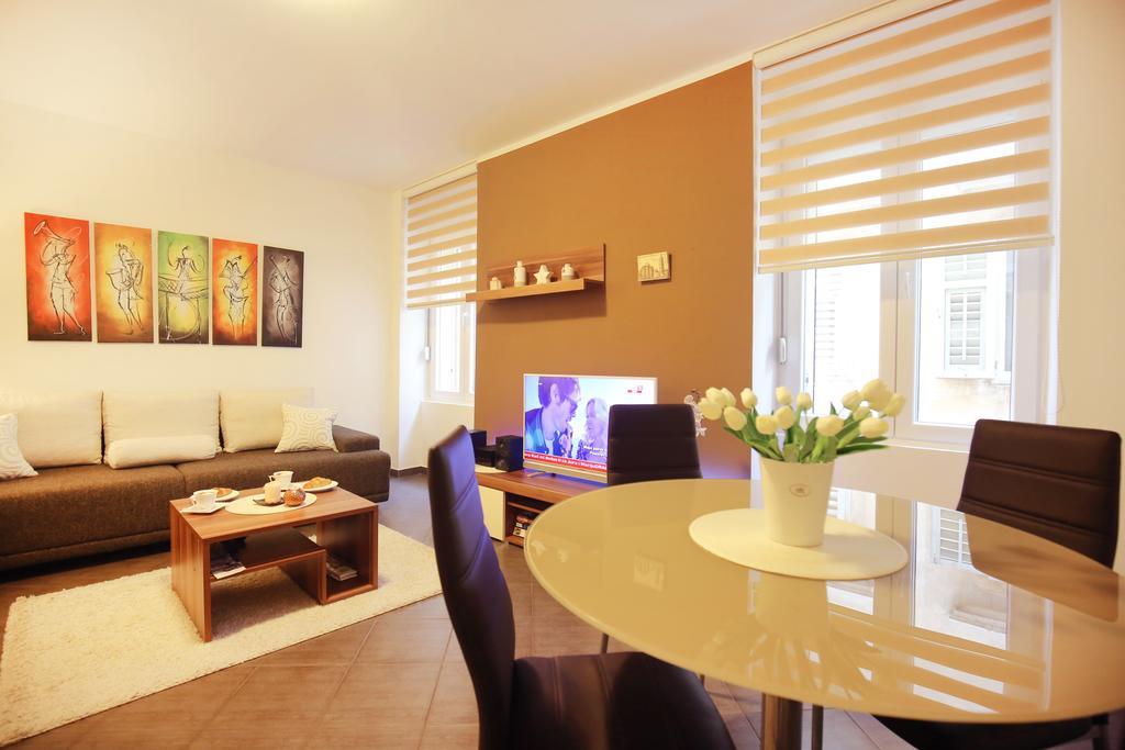 Allegro Exclusive Suites Zara Esterno foto