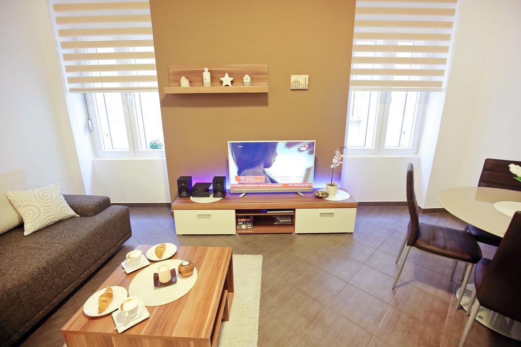 Allegro Exclusive Suites Zara Esterno foto